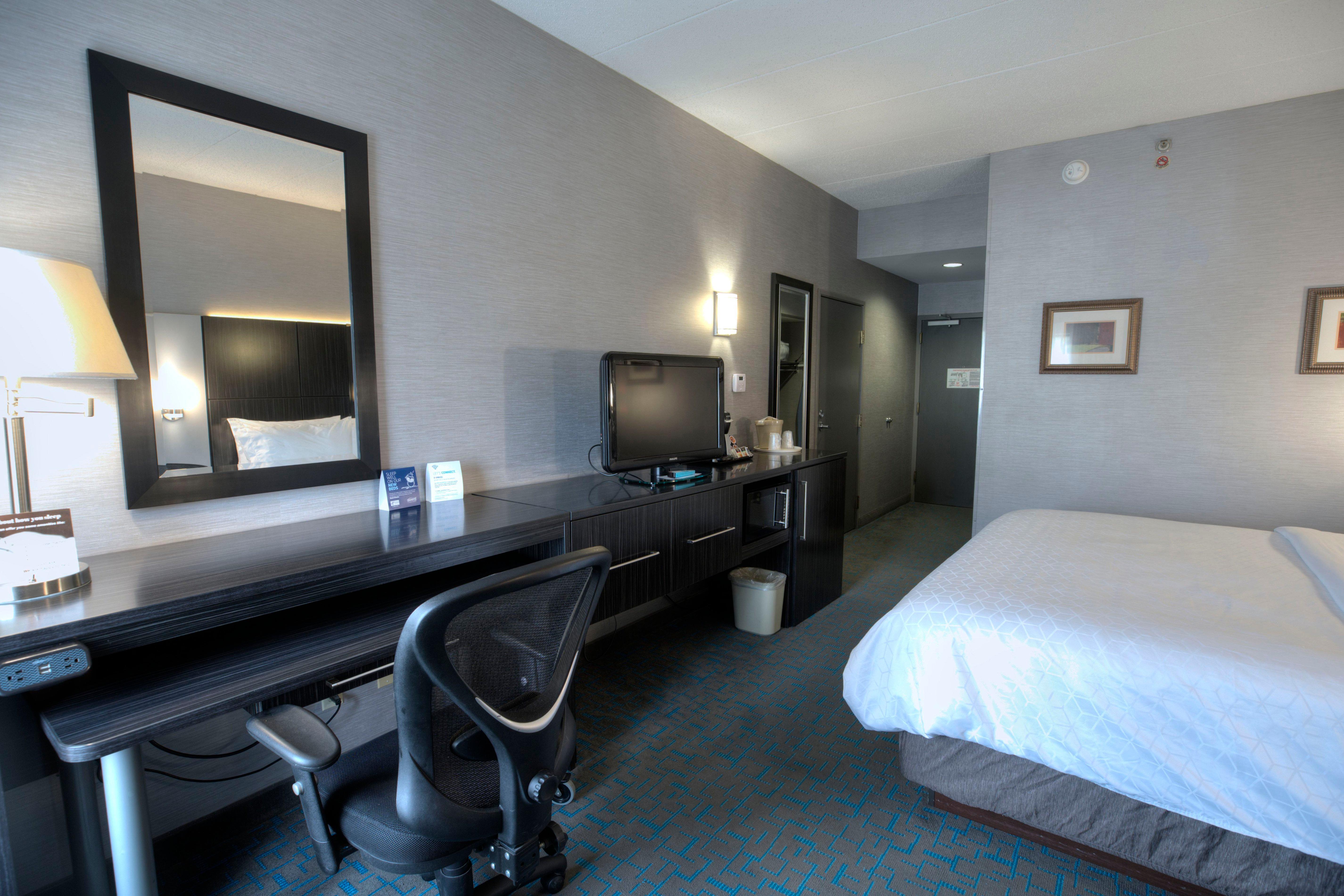 Holiday Inn Express Janesville-I-90 & Us Highway 14 By Ihg Exterior photo