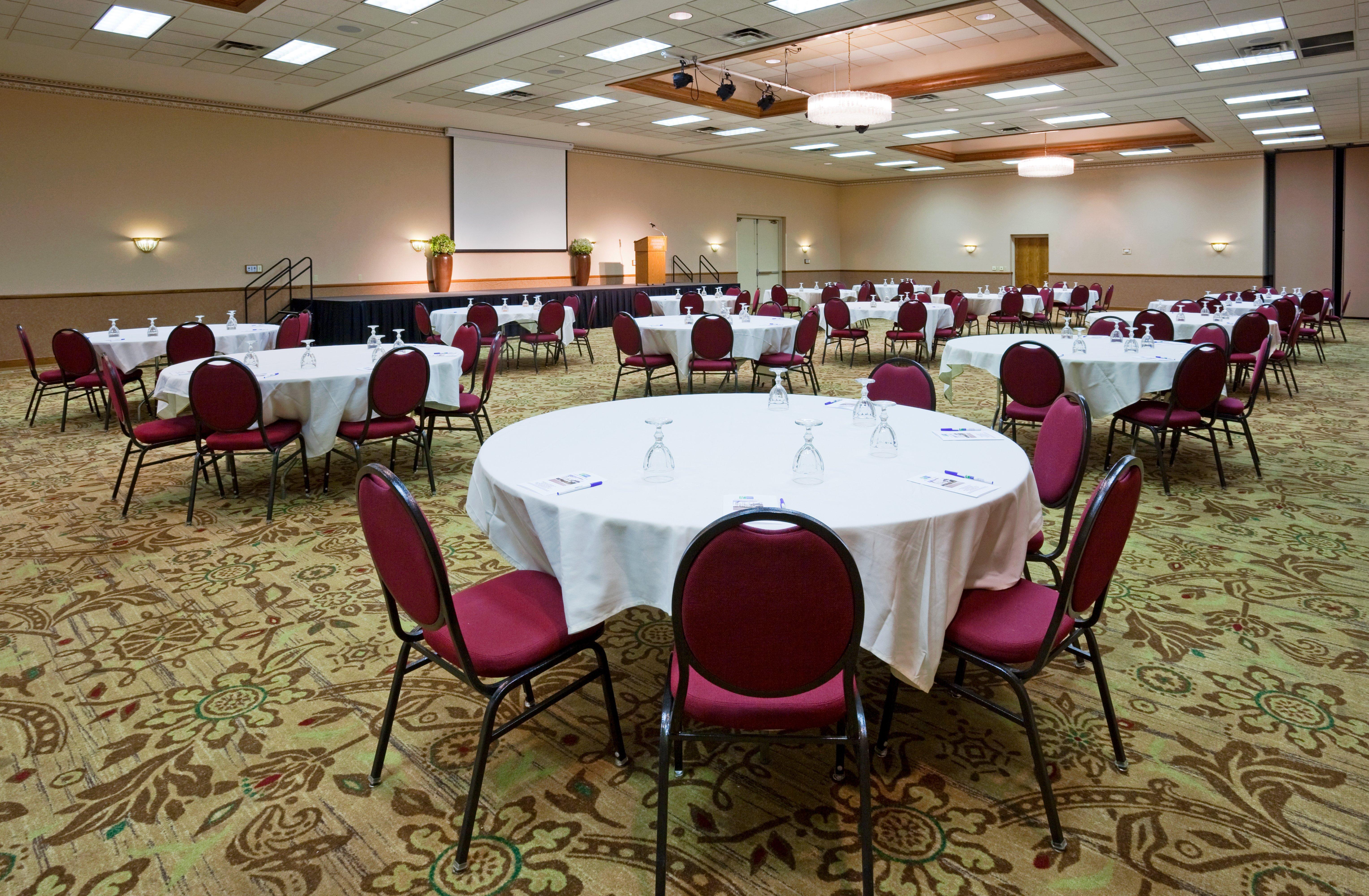 Holiday Inn Express Janesville-I-90 & Us Highway 14 By Ihg Exterior photo